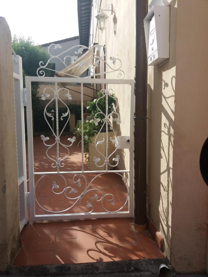 ホテル Casale Cisanello ピサ エクステリア 写真